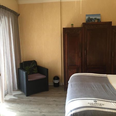 Charmant Appartement Bord De Mer, Plage Cagnes-sur-Mer Luaran gambar