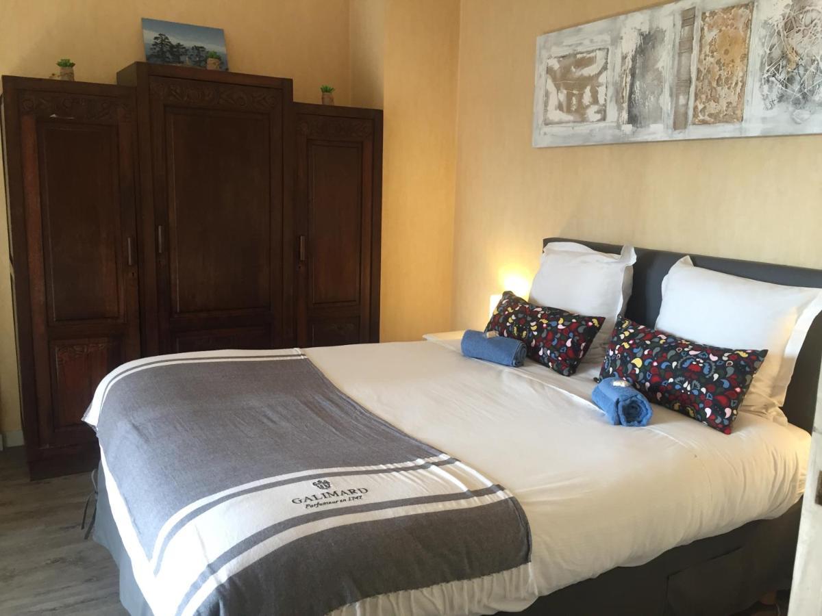 Charmant Appartement Bord De Mer, Plage Cagnes-sur-Mer Luaran gambar